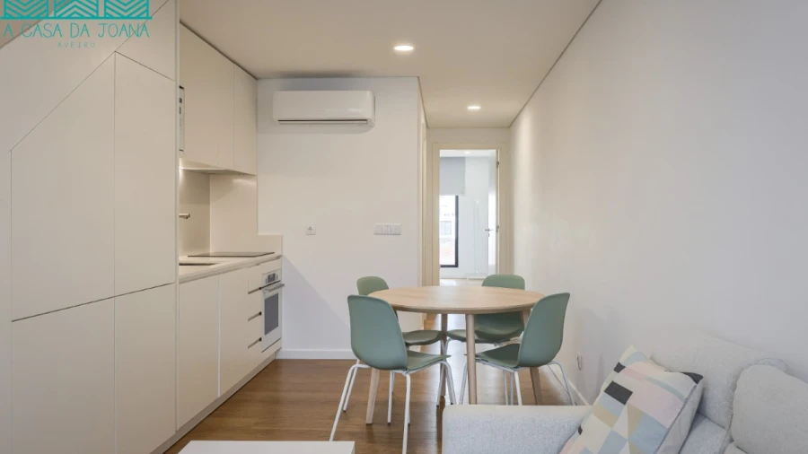 Apartamento T1 para Arrendamento em Glória e Vera Cruz