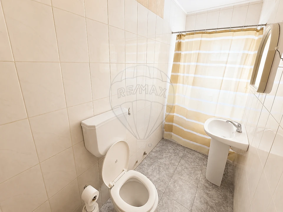 Apartamento T3 para Venda em Mafamude e Vilar do Paraíso Foto 14