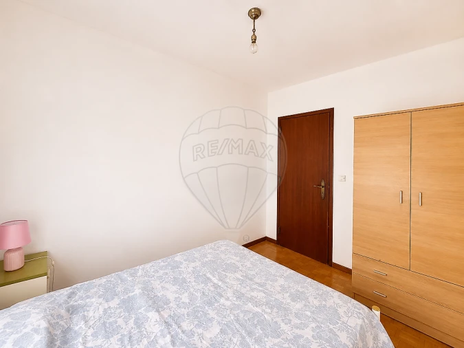Apartamento T3 para Venda em Mafamude e Vilar do Paraíso Foto 6