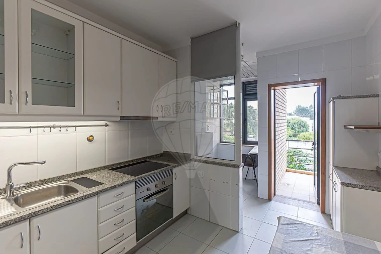Apartamento T3 para Arrendamento em Mafamude e Vilar do Paraíso Foto 7