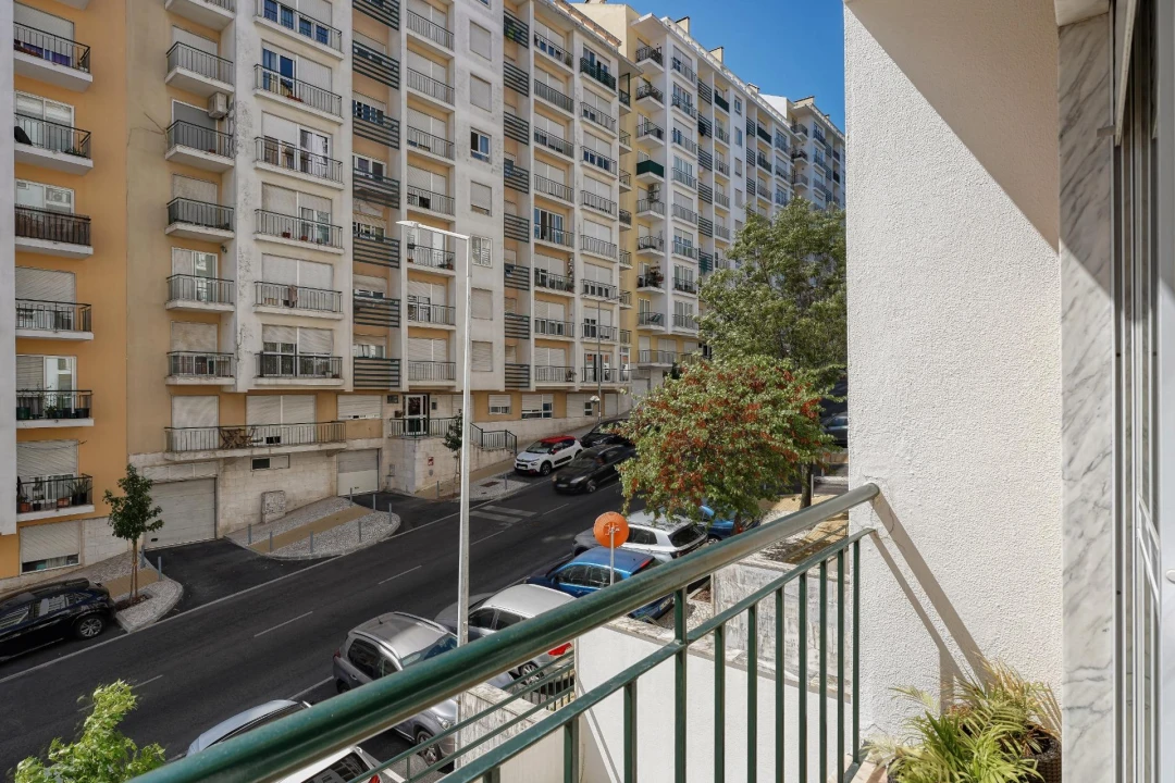 Apartamento T2 para Venda em Massamá e Monte Abraão Foto 5