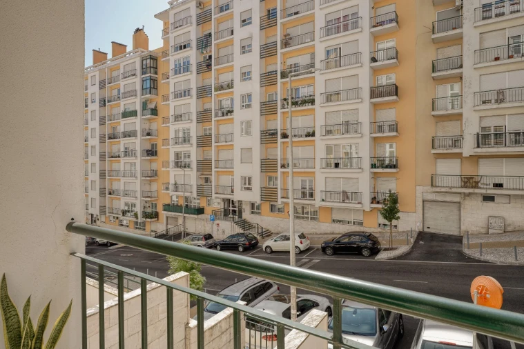 Apartamento T2 para Venda em Massamá e Monte Abraão Foto 14