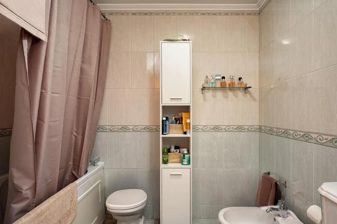 Apartamento T2 para Venda em Massamá e Monte Abraão Foto 16