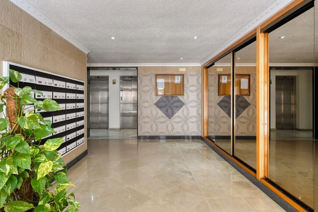 Apartamento T2 para Venda em Massamá e Monte Abraão Foto 19