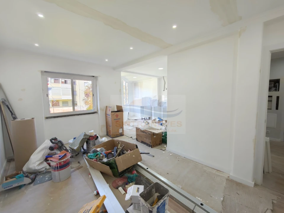 Apartamento T3 para Venda em Venteira Foto 1