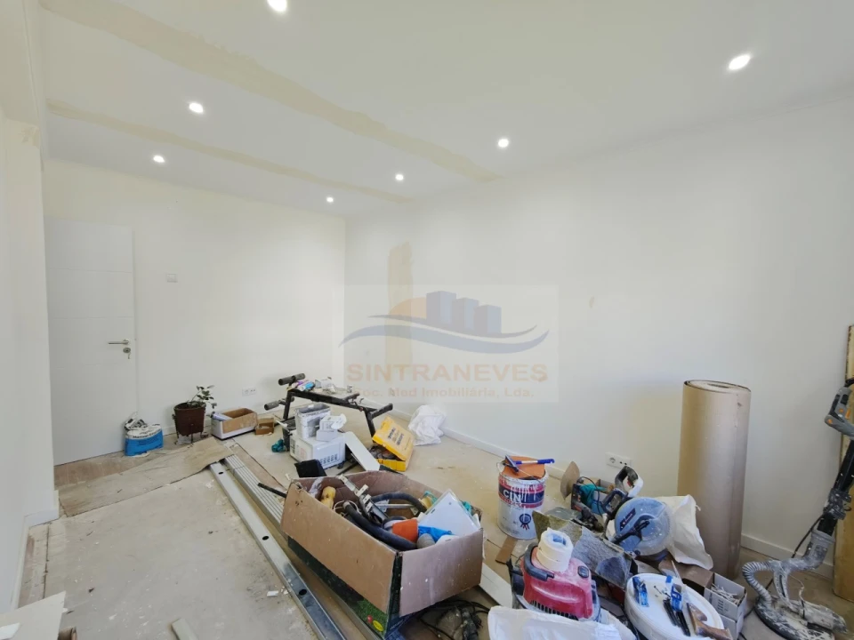 Apartamento T3 para Venda em Venteira Foto 2