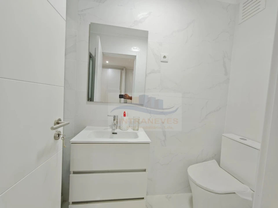 Apartamento T3 para Venda em Venteira Foto 7