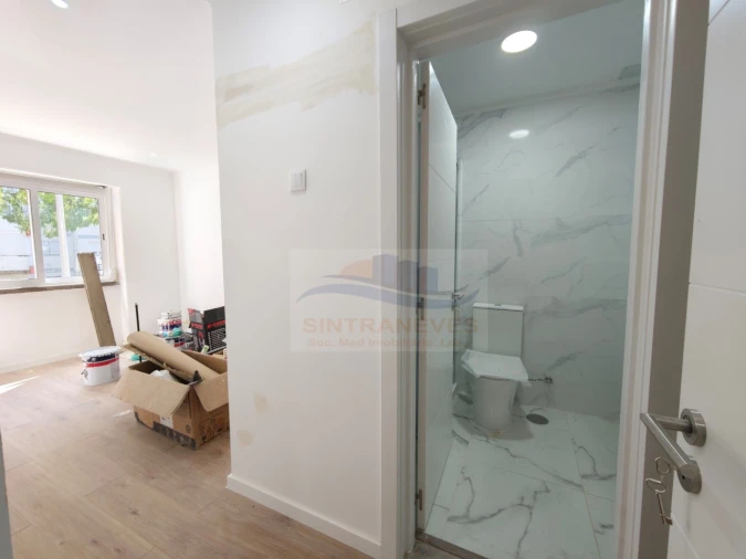 Apartamento T3 para Venda em Venteira Foto 6