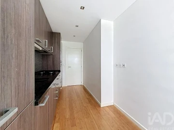 Apartamento T2 para Venda em Olivais