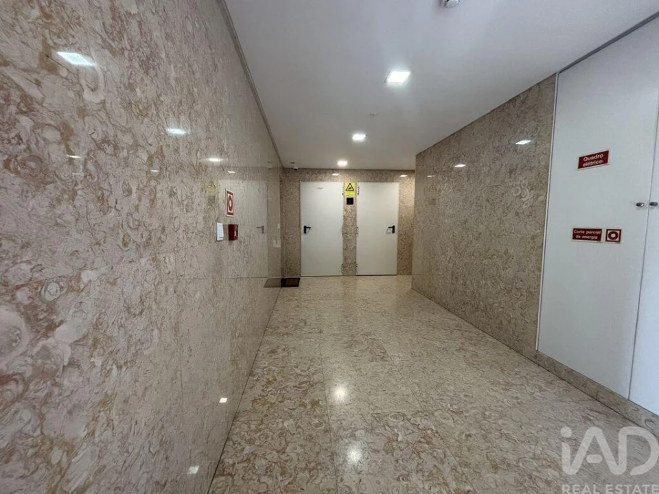 Apartamento T2 para Venda em Olivais Foto 22