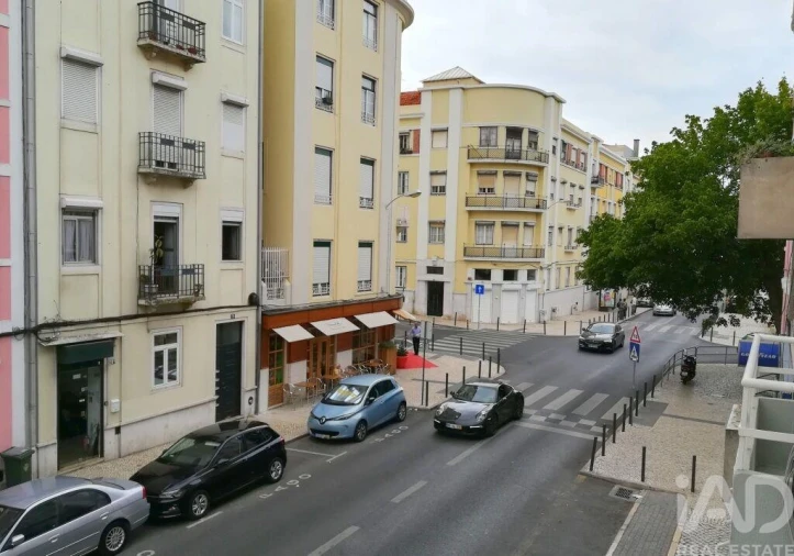 Apartamento T1 para Arrendamento em Campo de Ourique Foto 26