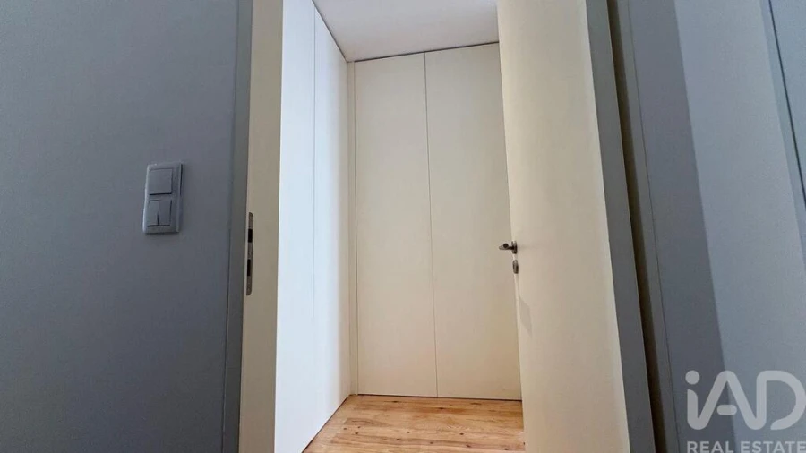 Apartamento T1 para Arrendamento em Campo de Ourique Foto 15