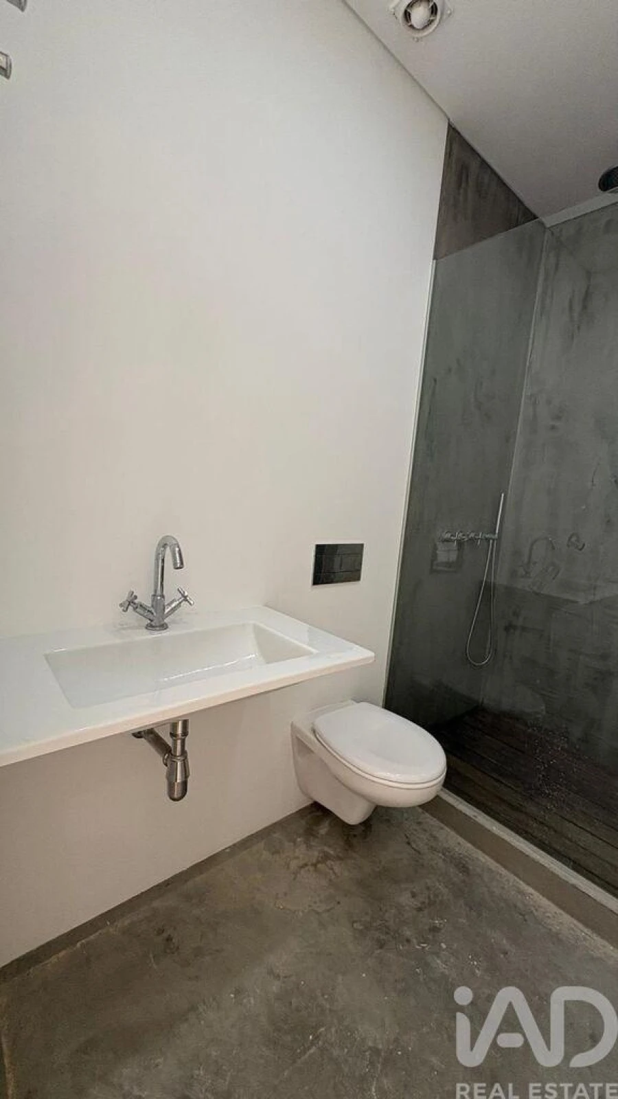Apartamento T1 para Arrendamento em Campo de Ourique Foto 14