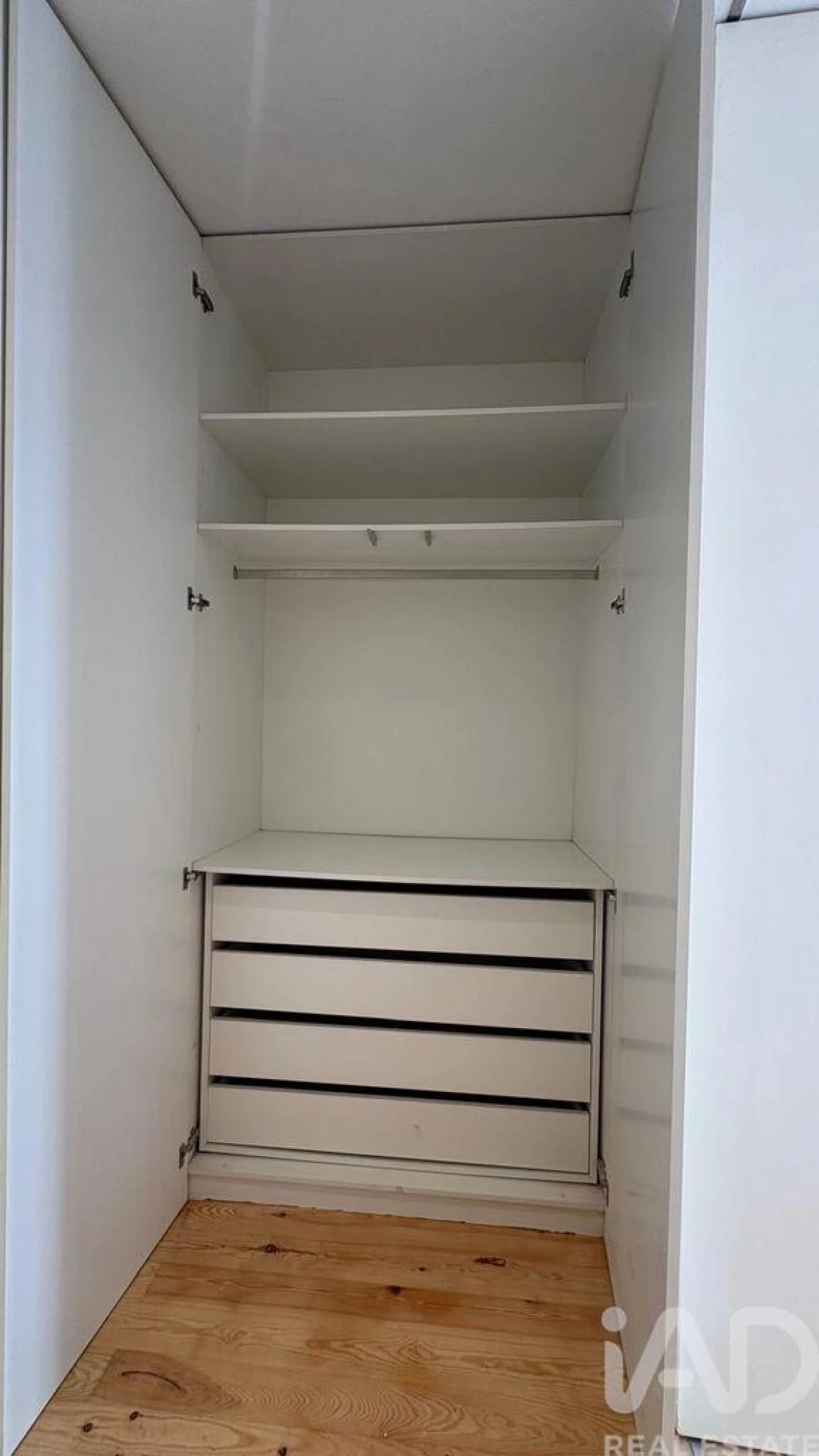 Apartamento T1 para Arrendamento em Campo de Ourique Foto 17