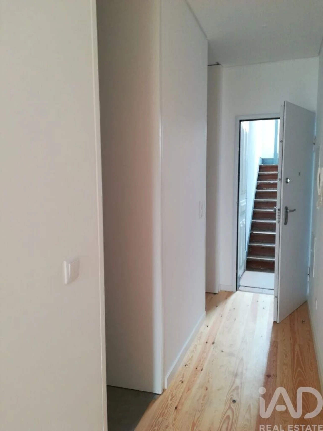 Apartamento T1 para Arrendamento em Campo de Ourique Foto 24