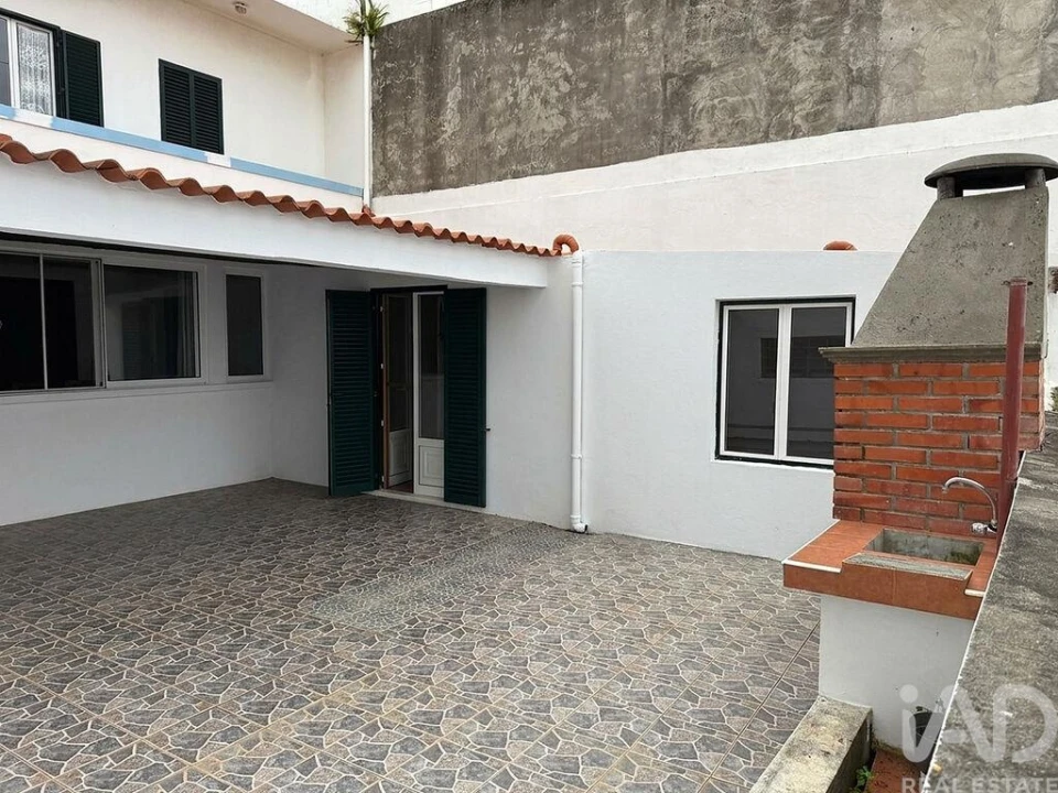 Apartamento T3 para Venda em Praia da Vitoria (Santa Cruz) Foto 15