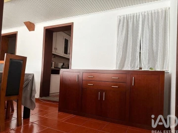 Apartamento T3 para Venda em Praia da Vitoria (Santa Cruz)