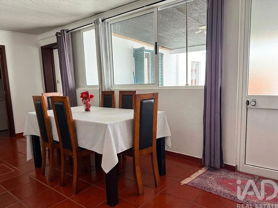 Apartamento T3 para Venda em Praia da Vitoria (Santa Cruz) Foto 3