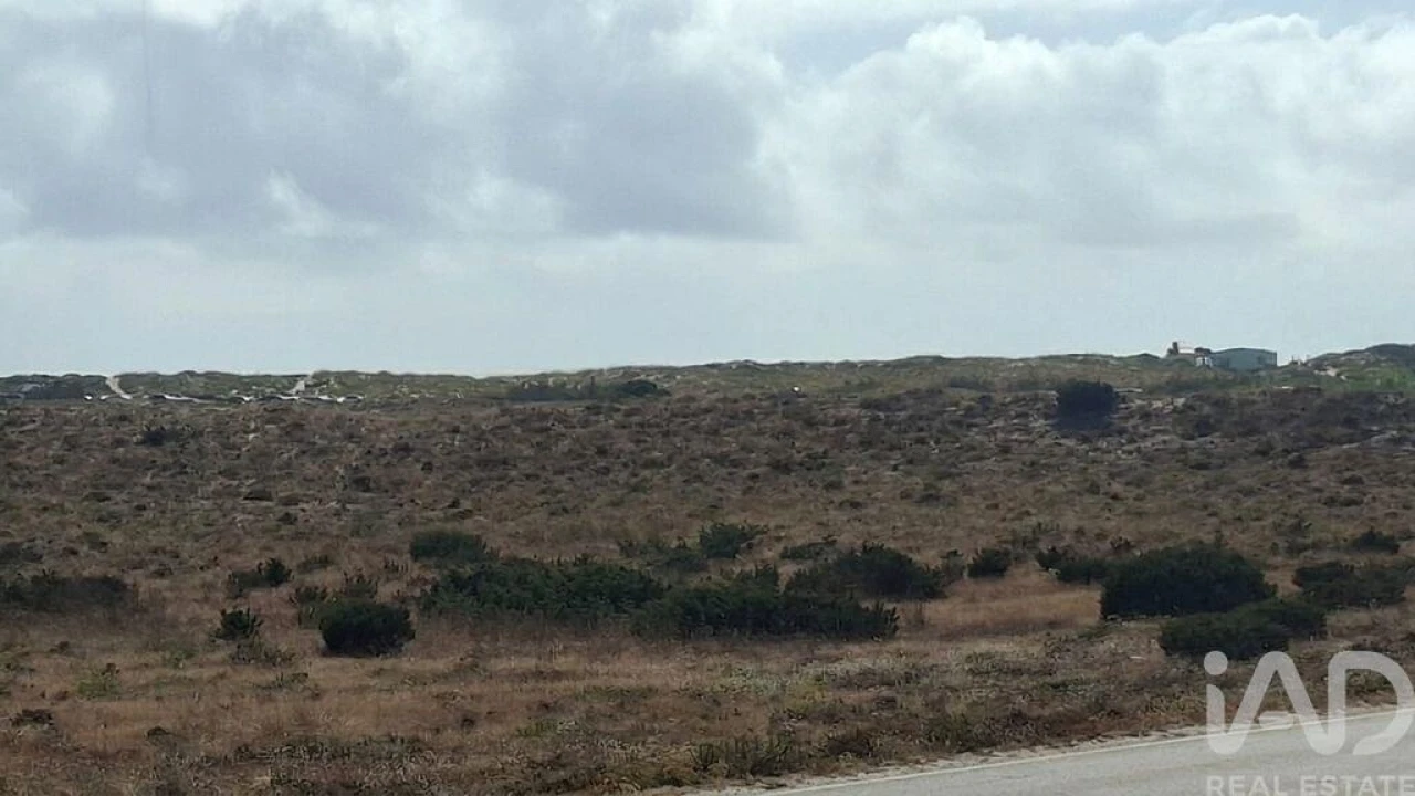 Moradia T2 para Venda em Atouguia da Baleia Foto 23
