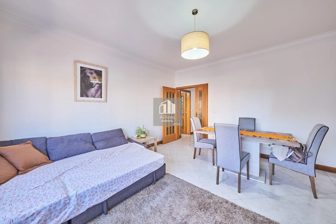 Apartamento T2 para Venda em Almada, Cova da Piedade, Pragal e Cacilhas Foto 4