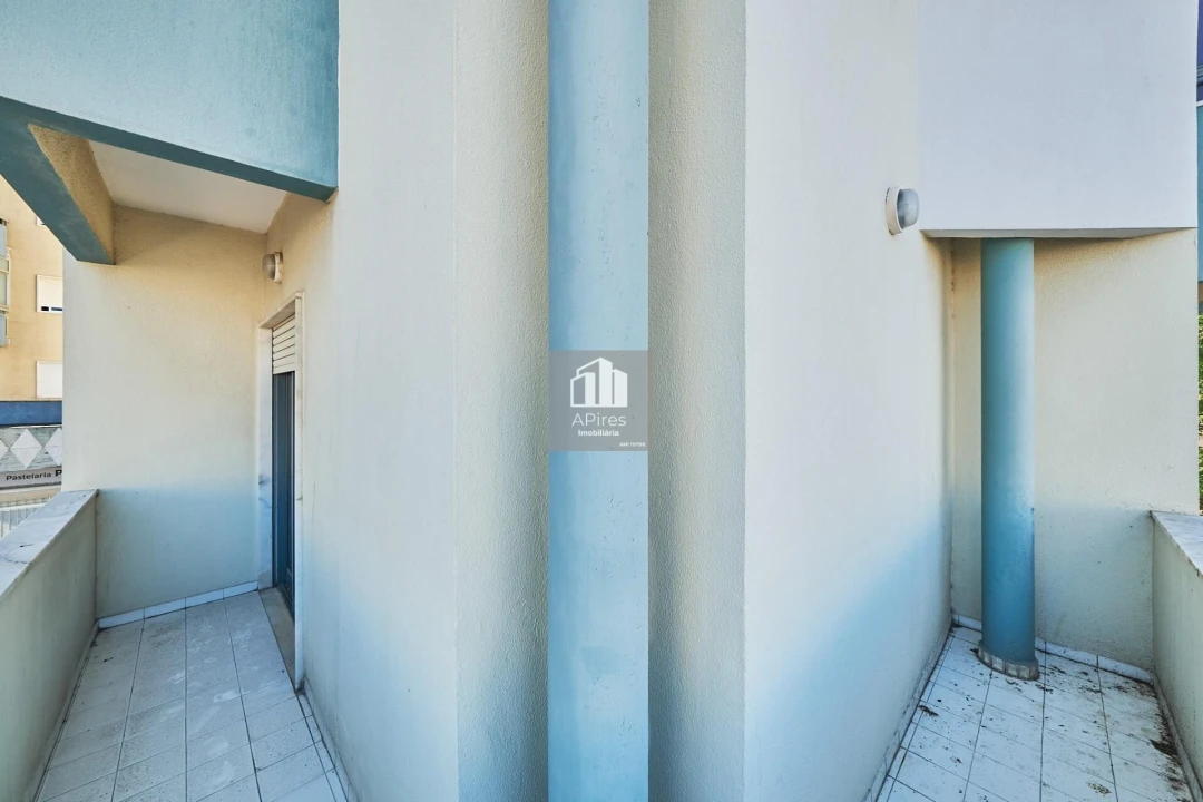 Apartamento T2 para Venda em Almada, Cova da Piedade, Pragal e Cacilhas Foto 17