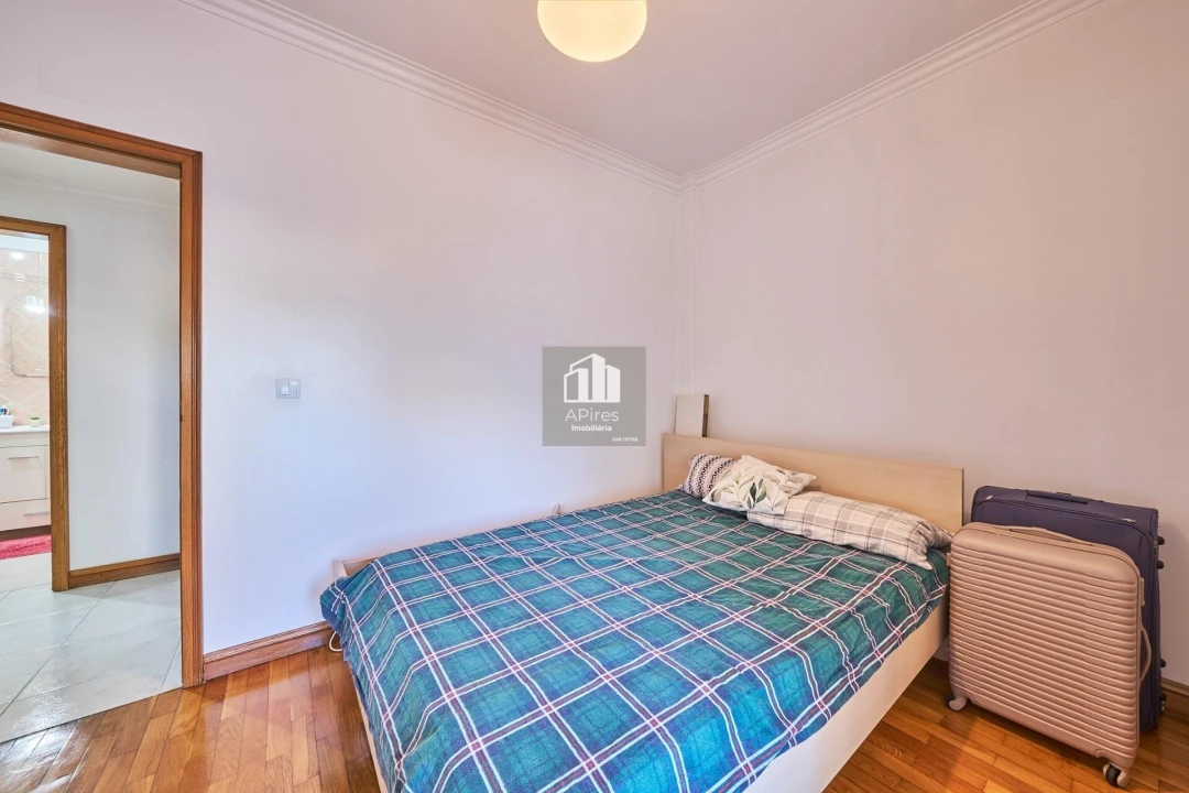 Apartamento T2 para Venda em Almada, Cova da Piedade, Pragal e Cacilhas Foto 14