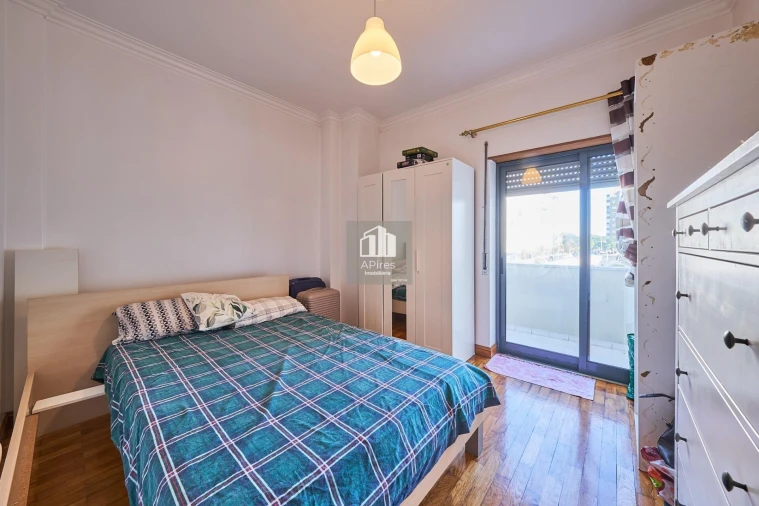 Apartamento T2 para Venda em Almada, Cova da Piedade, Pragal e Cacilhas Foto 13