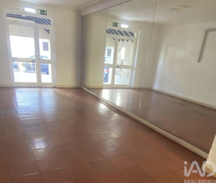 Apartamento T1 para Venda em Cascais e Estoril Foto 13