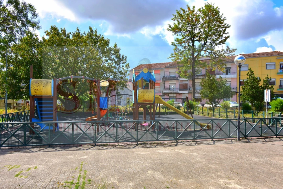 Apartamento T2 para Venda em Baixa da Banheira e Vale da Amoreira Foto 32