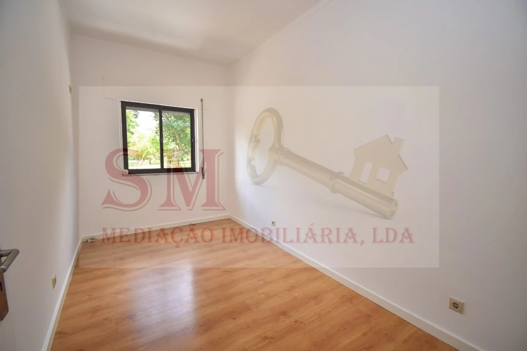 Apartamento T2 para Venda em Baixa da Banheira e Vale da Amoreira Foto 4