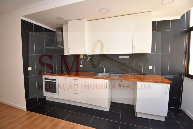 Apartamento T2 para Venda em Baixa da Banheira e Vale da Amoreira Foto 13