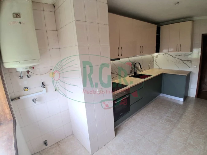 Apartamento T3 para Venda em Rio Tinto Foto 4