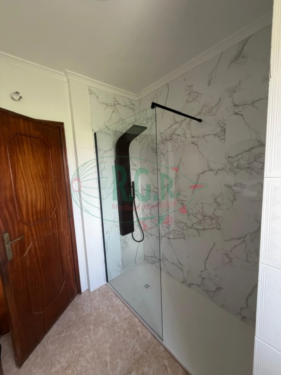 Apartamento T3 para Venda em Rio Tinto Foto 18
