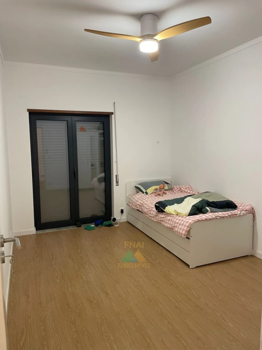 Moradia T3 para Venda em Turiz Foto 13