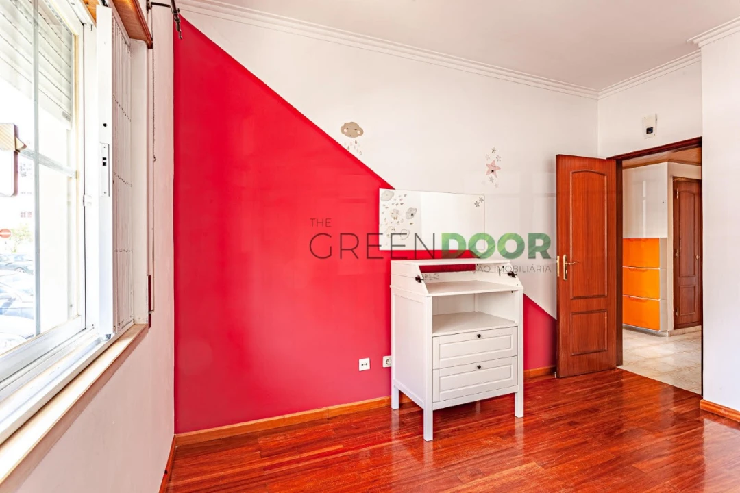 Apartamento T2 para Arrendamento em Seixal, Arrentela e Aldeia de Paio Pires Foto 8