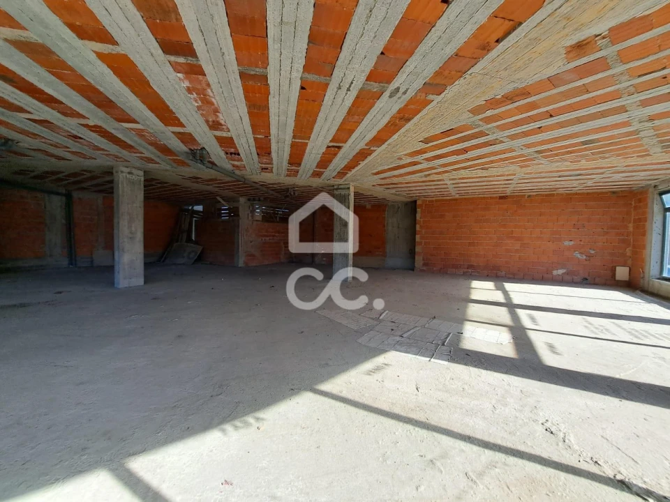 Negócio para Venda em Madalena Foto 2