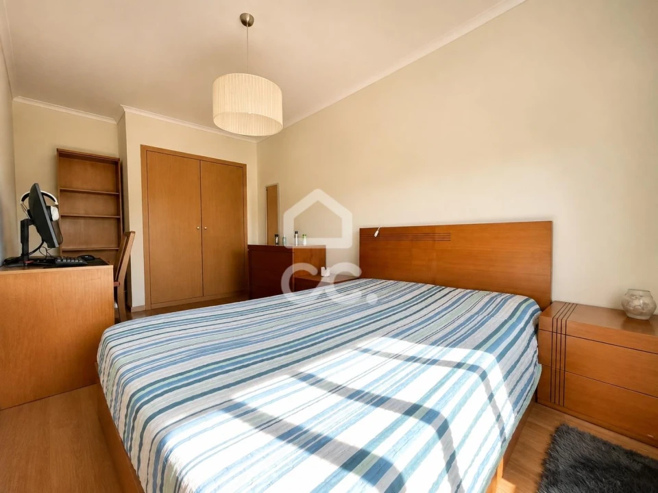 Apartamento T3 para Venda em Vila Nova de Famalicão e Calendário Foto 8