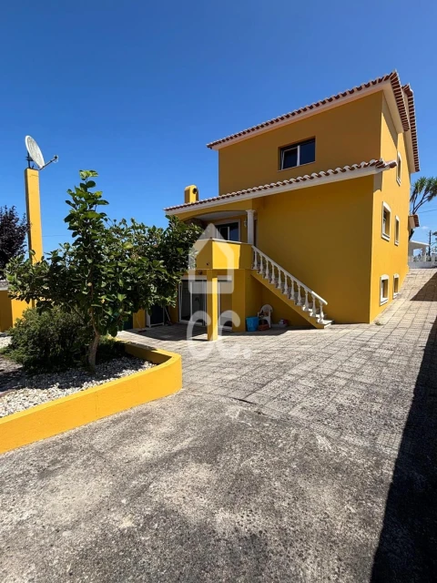 Moradia T4 para Venda em Vieira de Leiria
