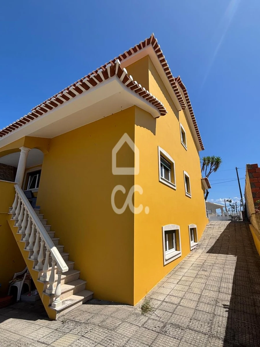 Moradia T4 para Venda em Vieira de Leiria Foto 7