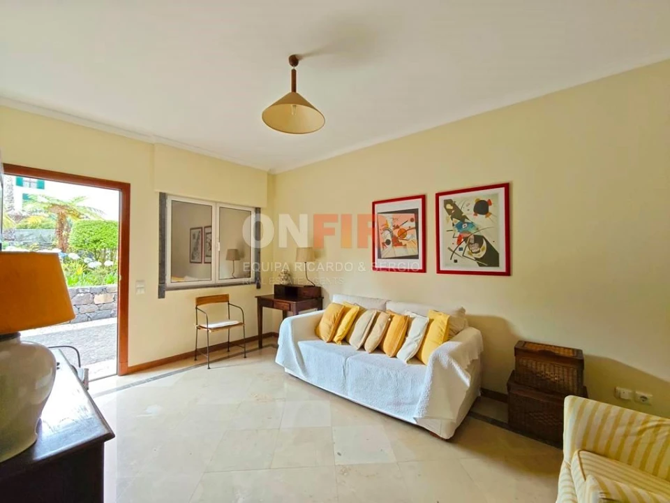 Apartamento T1 para Arrendamento em Funchal (Se) Foto 5