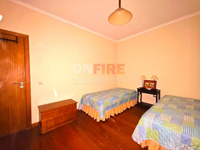 Apartamento T1 para Arrendamento em Funchal (Se) Foto 9