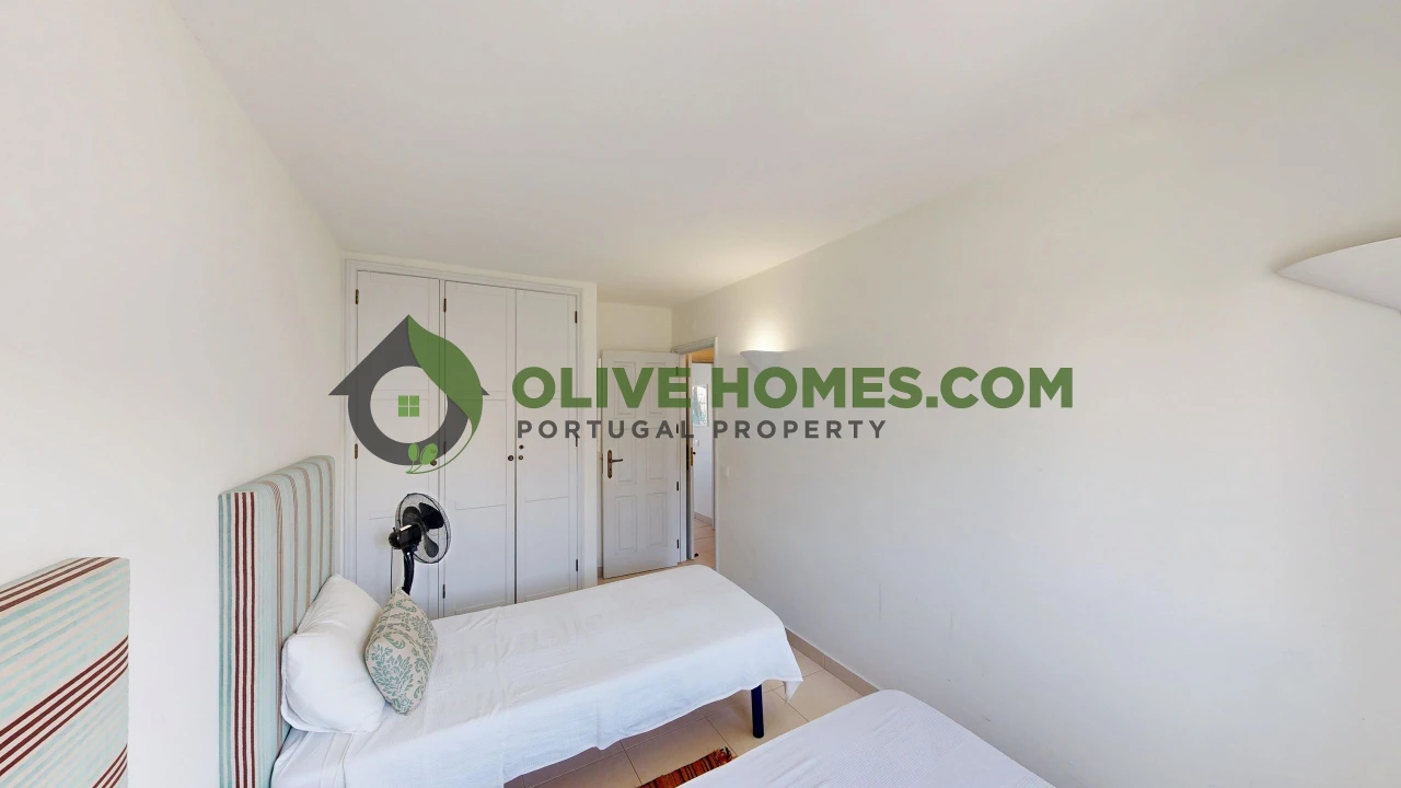 Apartamento T2 para Venda em Quarteira Foto 20