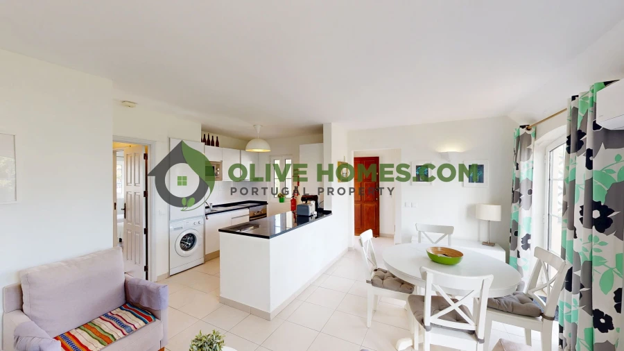 Apartamento T2 para Venda em Quarteira Foto 7