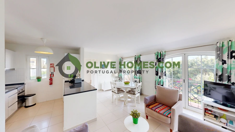 Apartamento T2 para Venda em Quarteira Foto 8