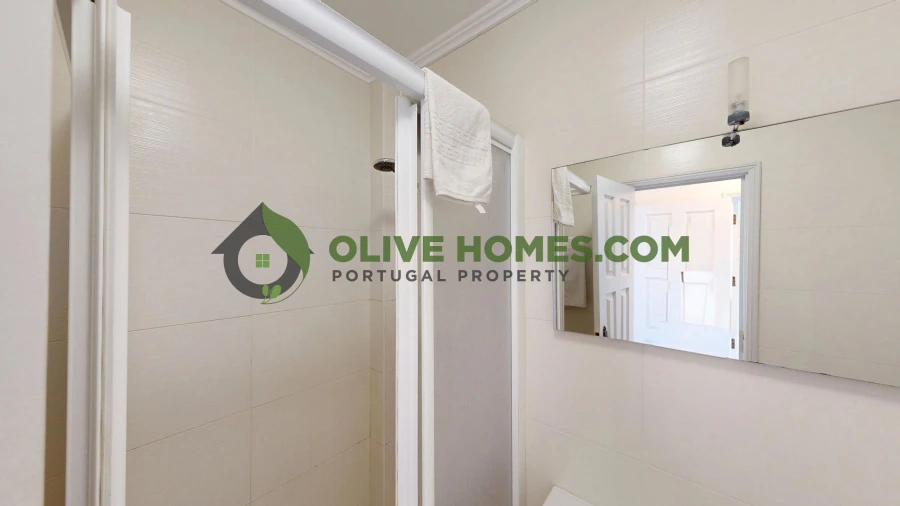 Apartamento T2 para Venda em Quarteira Foto 12