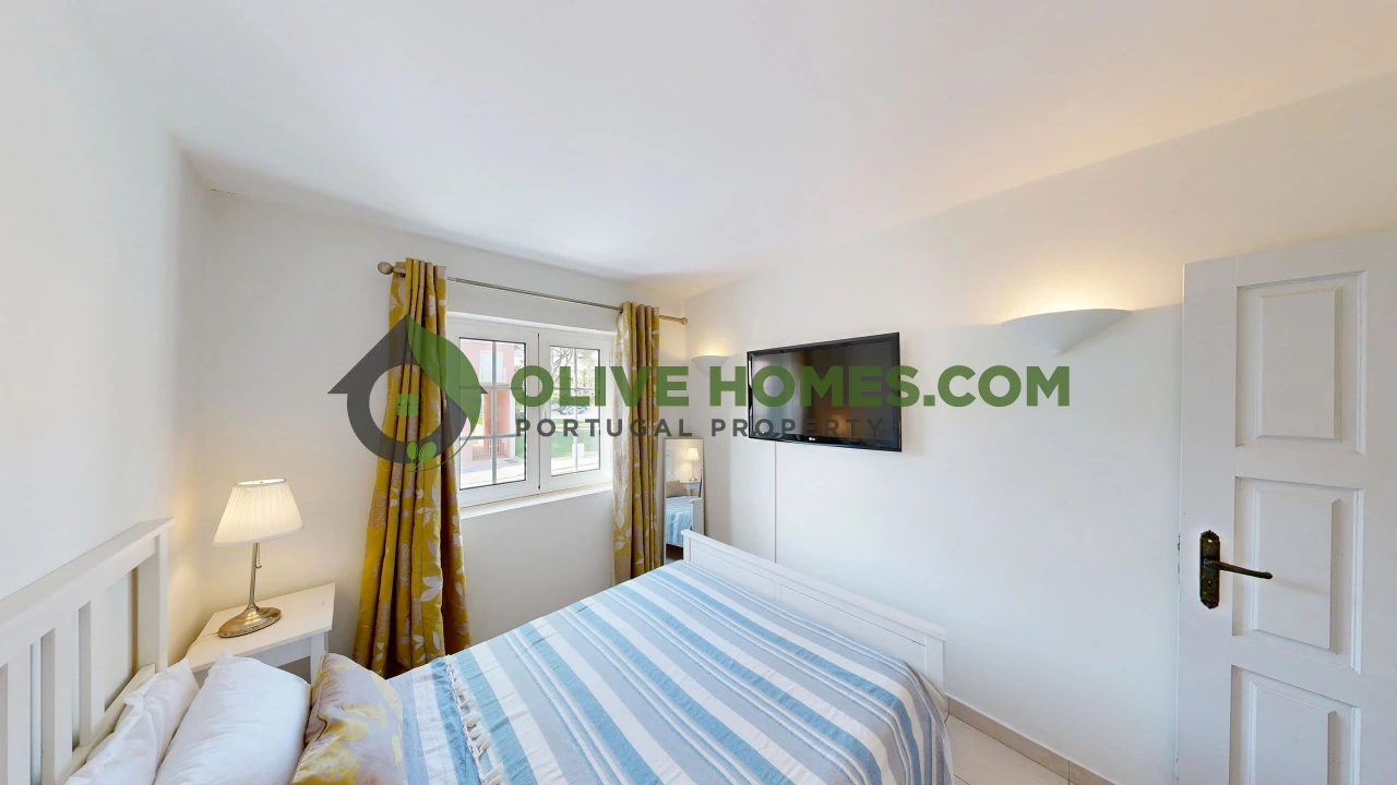 Apartamento T2 para Venda em Quarteira Foto 14