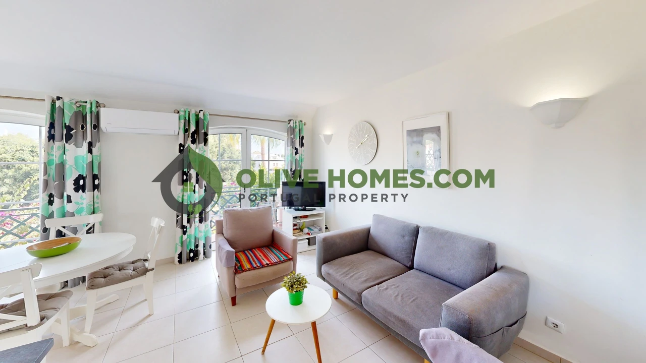 Apartamento T2 para Venda em Quarteira Foto 28