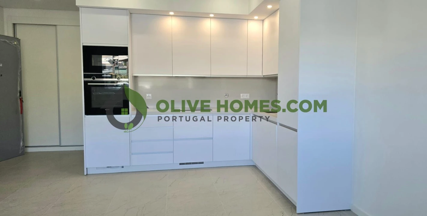 Apartamento T1 para Venda em Quarteira Foto 5