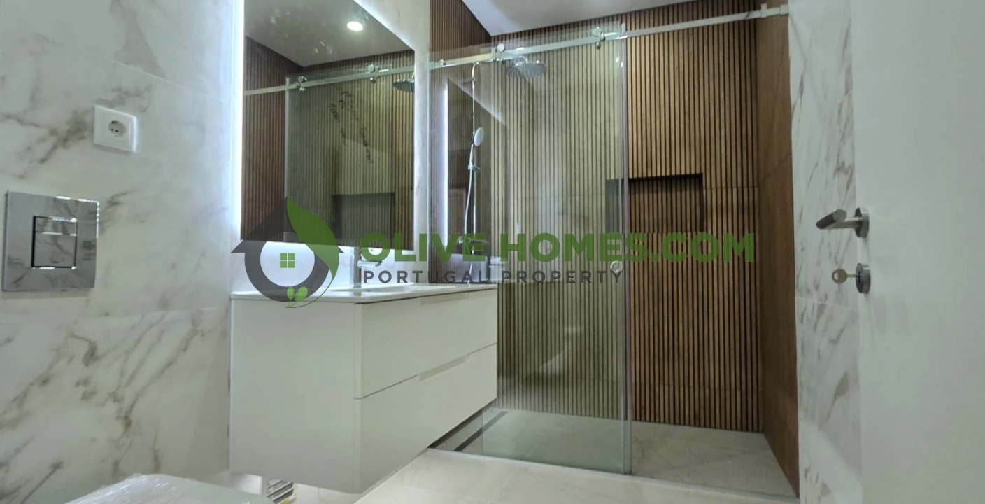Apartamento T1 para Venda em Quarteira Foto 7