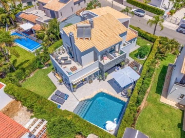 Moradia T3 para Venda em Quarteira